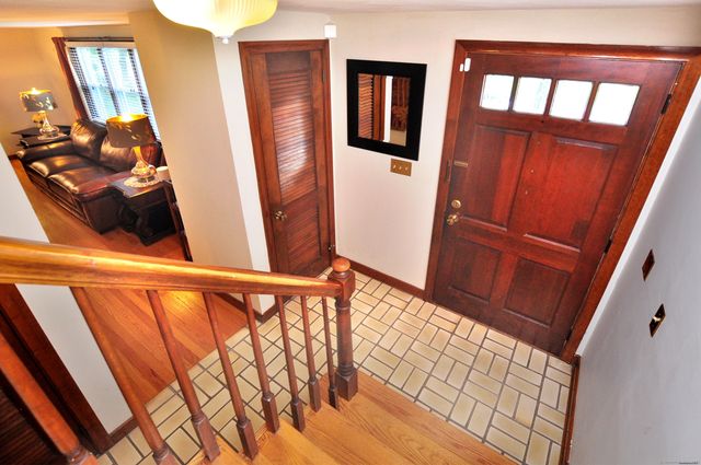 72 Brookview Road, Windsor, CT 06095