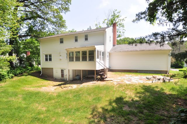 72 Brookview Road, Windsor, CT 06095