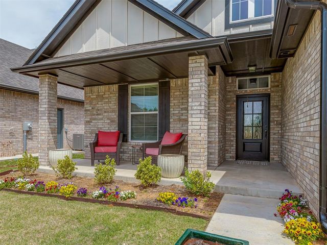 12013 SW 51st Street, Mustang, OK 73064