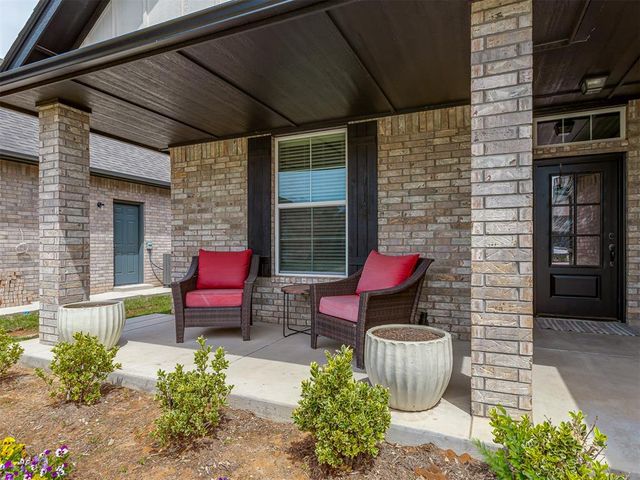 12013 SW 51st Street, Mustang, OK 73064