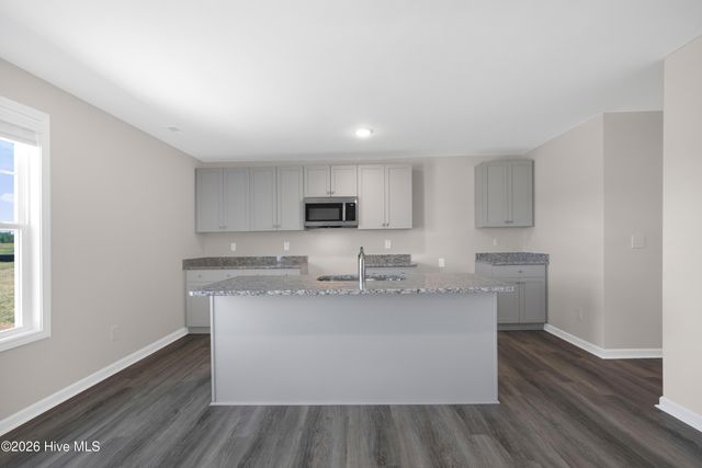 80 Coachman Lane, Autryville, NC 28318