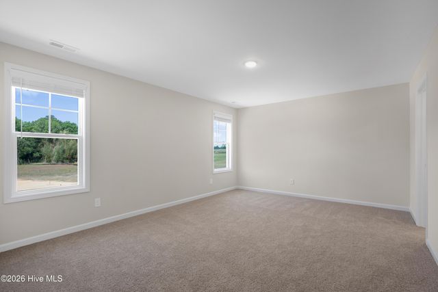 80 Coachman Lane, Autryville, NC 28318