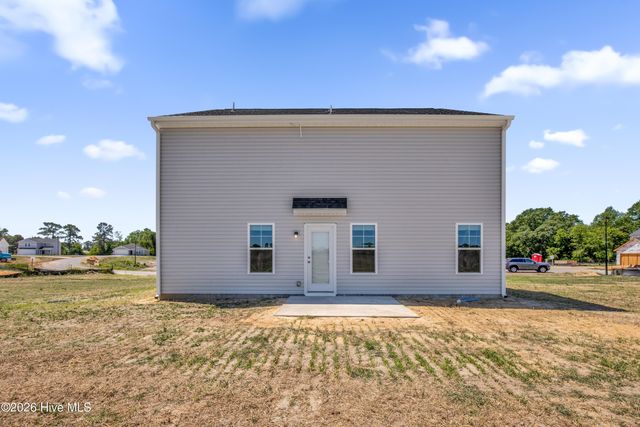 80 Coachman Lane, Autryville, NC 28318
