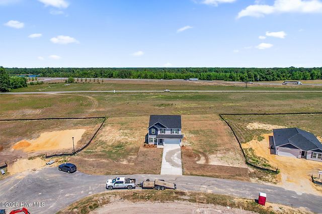 80 Coachman Lane, Autryville, NC 28318