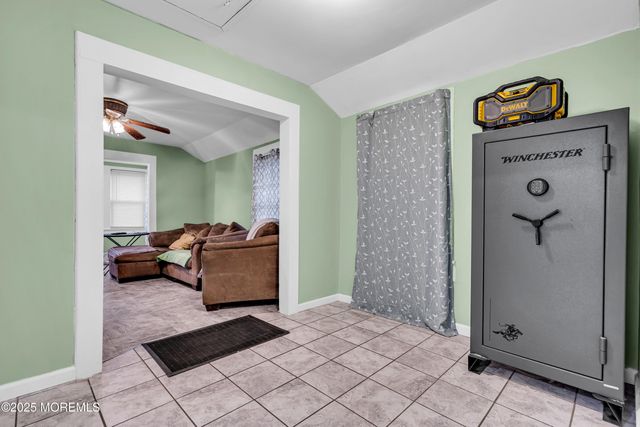 103 Lilac Street, Lakehurst, NJ 08733