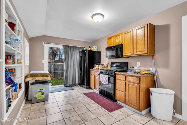 103 Lilac Street, Lakehurst, NJ 08733