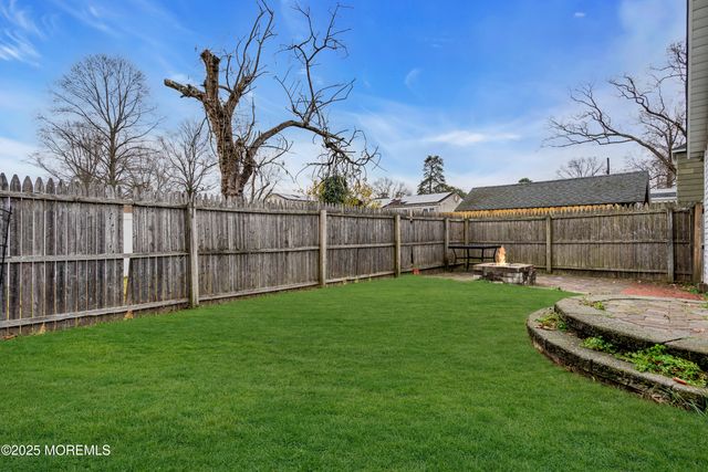 103 Lilac Street, Lakehurst, NJ 08733