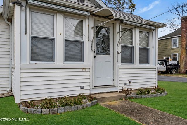 103 Lilac Street, Lakehurst, NJ 08733