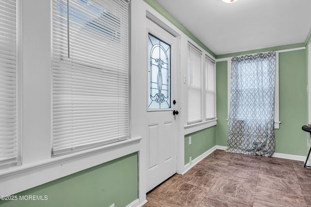 103 Lilac Street, Lakehurst, NJ 08733