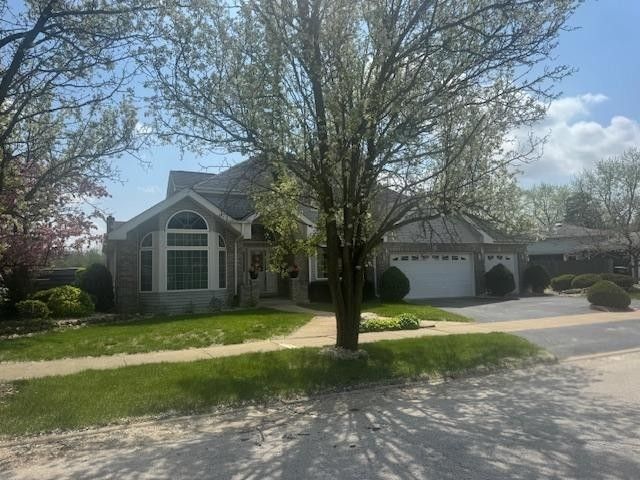 18358 Willow Lane, Lansing, IL 60438