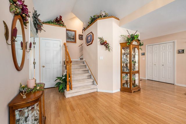 18358 Willow Lane, Lansing, IL 60438