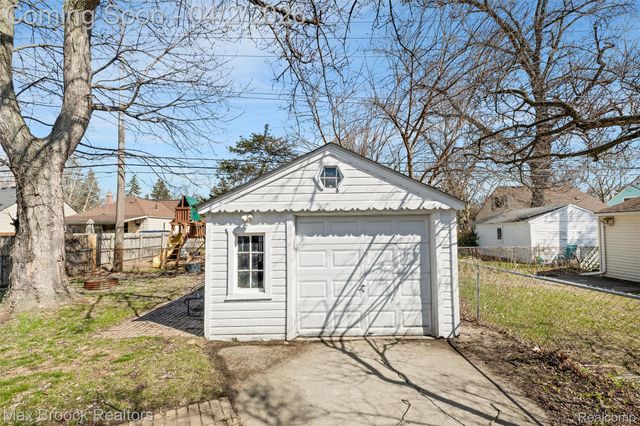 774 Gardendale Street, Ferndale, MI 48220