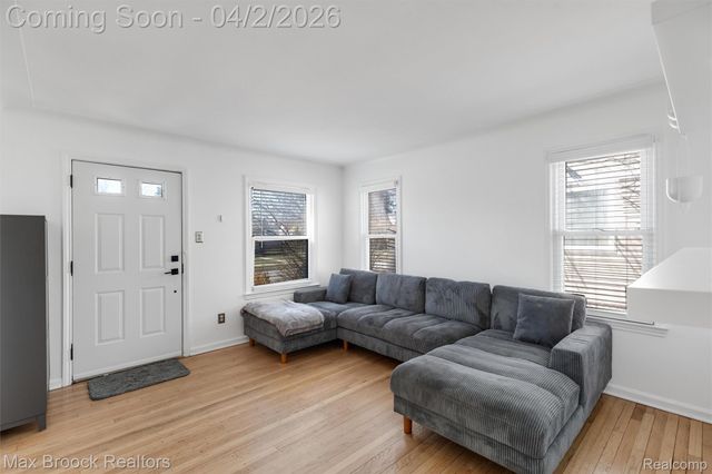 774 Gardendale Street, Ferndale, MI 48220