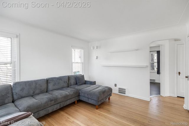 774 Gardendale Street, Ferndale, MI 48220