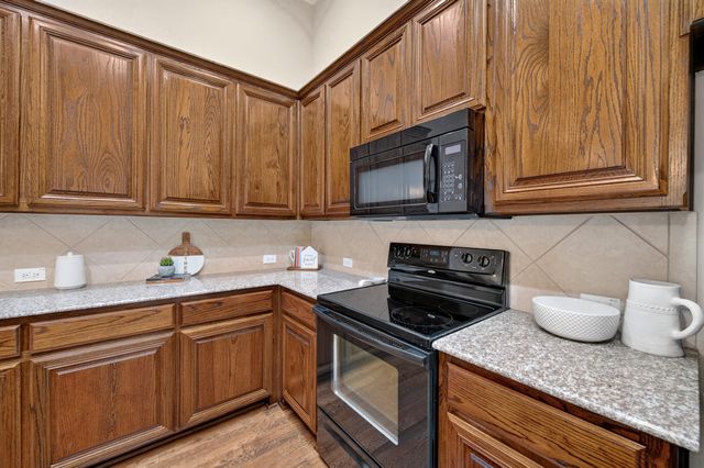 5878 Fairview Parkway, Fairview, TX 75069