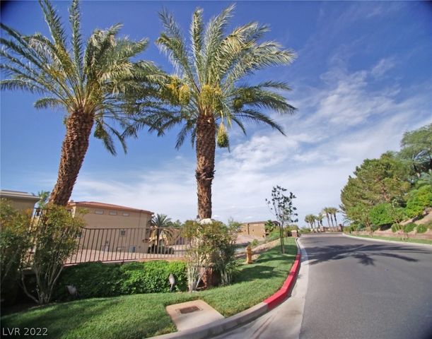 3 Via Del Garda, Henderson, NV 89011