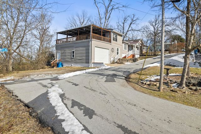 170 Rainey Street, Forsyth, MO 65653