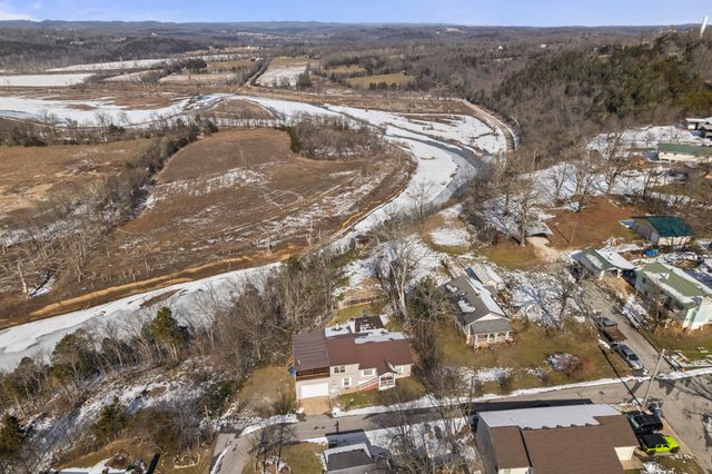 170 Rainey Street, Forsyth, MO 65653