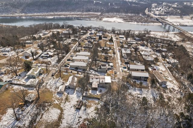 170 Rainey Street, Forsyth, MO 65653