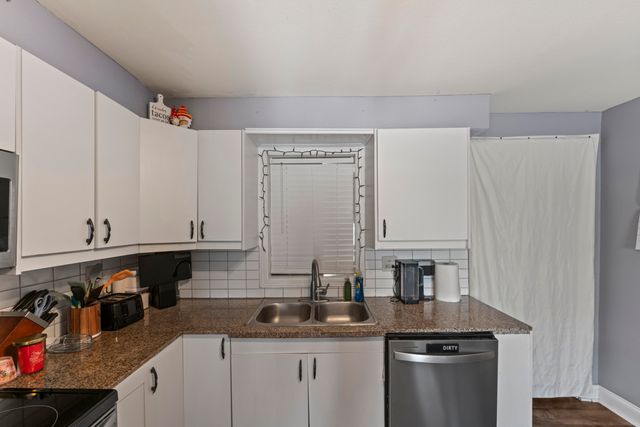 170 Rainey Street, Forsyth, MO 65653