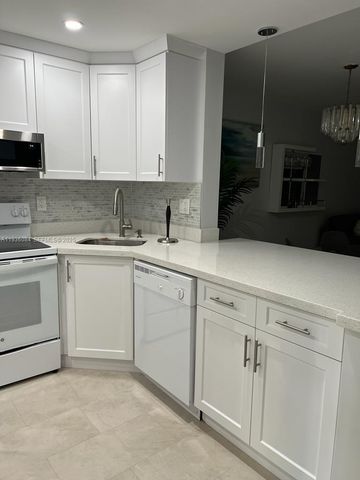 1541 S Ocean Blvd 225, Lauderdale By The Sea, FL 33062