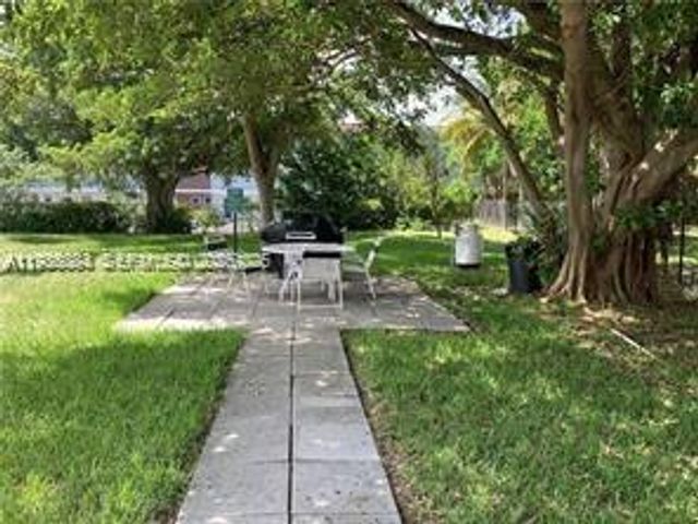 1541 S Ocean Blvd 225, Lauderdale By The Sea, FL 33062