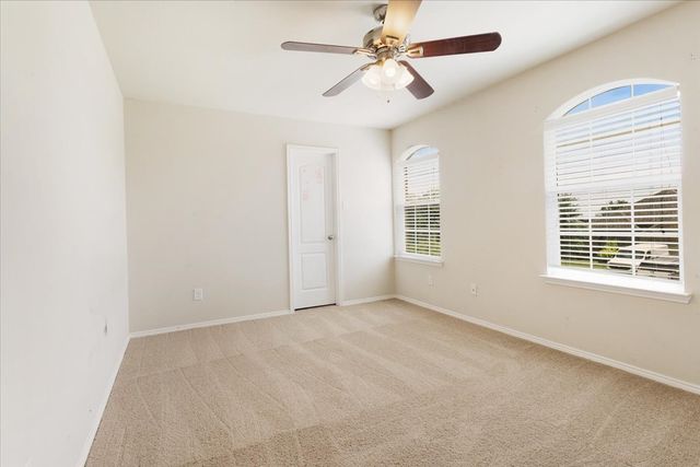 802 Swan Ridge Drive, Sherman, TX 75092