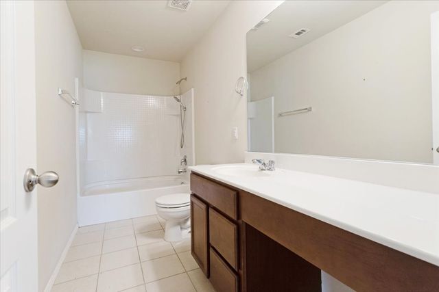 802 Swan Ridge Drive, Sherman, TX 75092