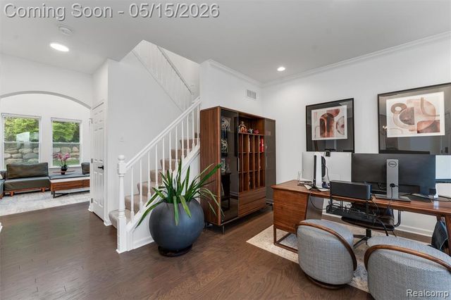 908 S Livernois Road, Rochester Hills, MI 48307