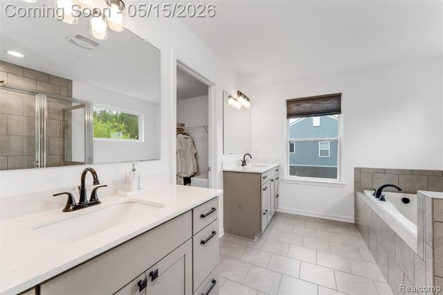 908 S Livernois Road, Rochester Hills, MI 48307