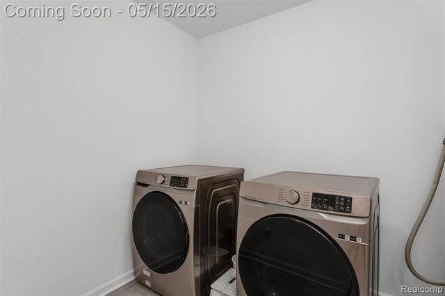 908 S Livernois Road, Rochester Hills, MI 48307