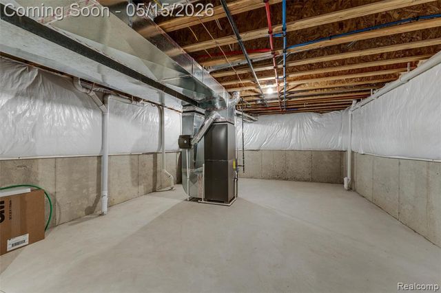908 S Livernois Road, Rochester Hills, MI 48307