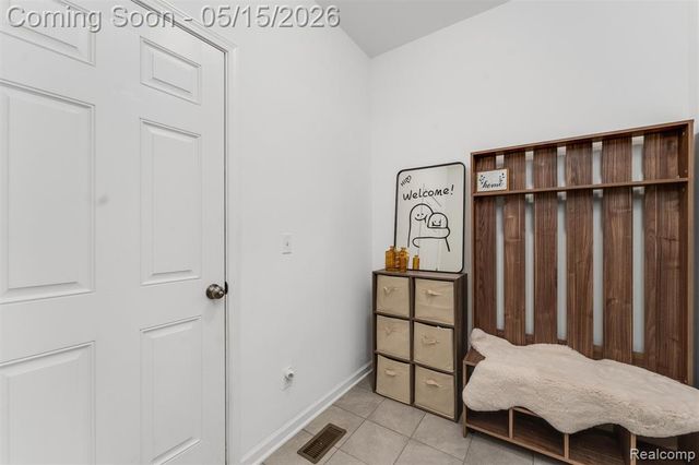 908 S Livernois Road, Rochester Hills, MI 48307
