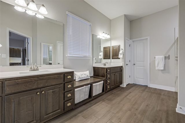 2104 Ringstaff RD, Leander, TX 78641