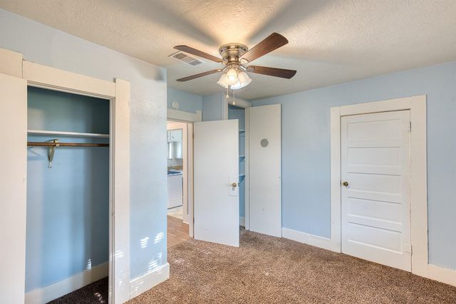 2125 Avenue A, Nederland, TX 77627