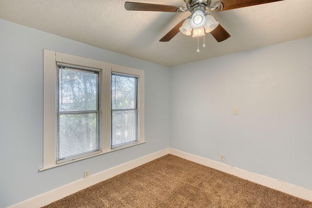 2125 Avenue A, Nederland, TX 77627