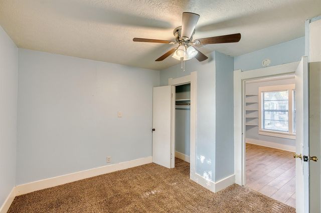 2125 Avenue A, Nederland, TX 77627