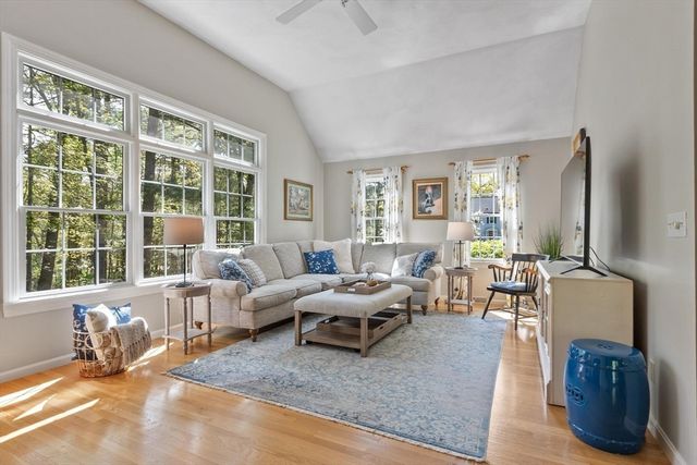 25 Whitney Lane, Boxborough, MA 01719