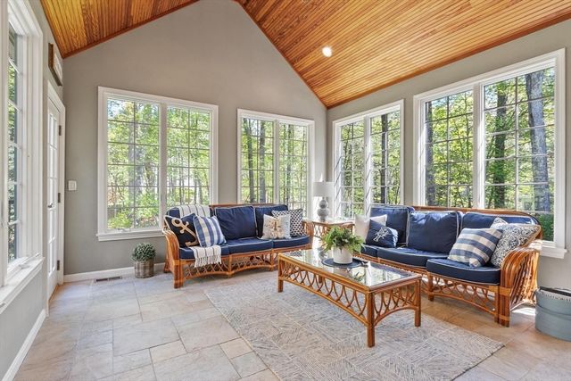 25 Whitney Lane, Boxborough, MA 01719