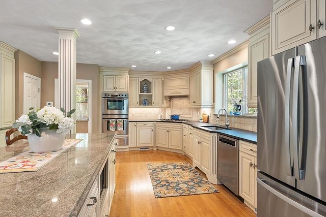 25 Whitney Lane, Boxborough, MA 01719