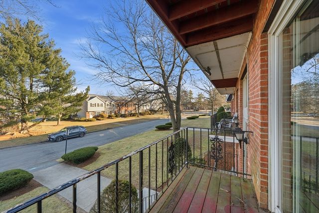 5 Pilgrim Circle C, Methuen, MA 01844