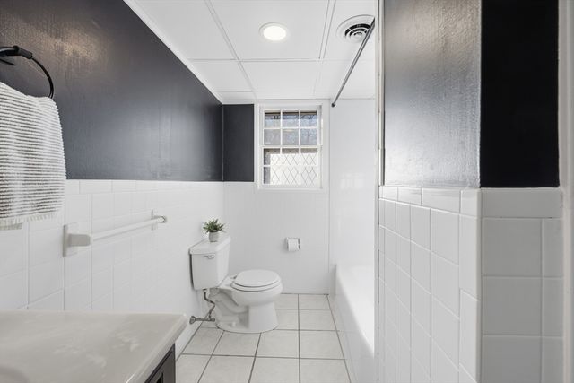 5 Pilgrim Circle C, Methuen, MA 01844