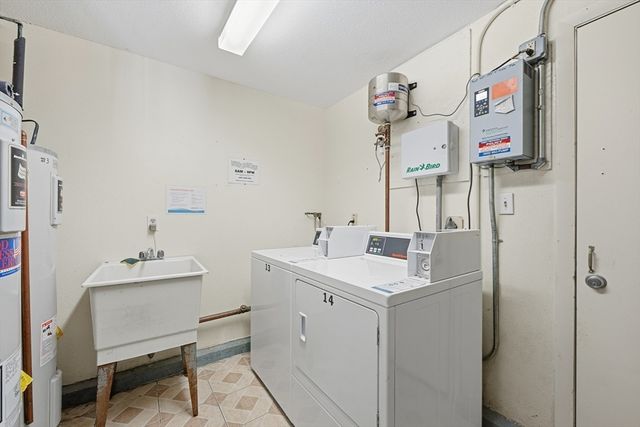 5 Pilgrim Circle C, Methuen, MA 01844