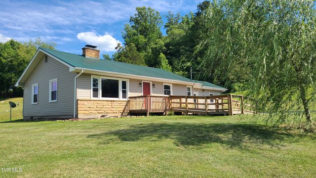 1552 Silver Grove Road, Bluff City, TN 37618
