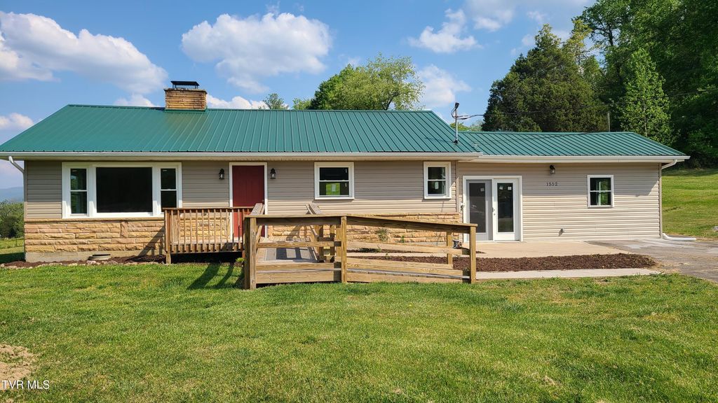 1552 Silver Grove Road, Bluff City, TN 37618