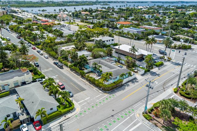 258 Conniston Road, West Palm Beach, FL 33405