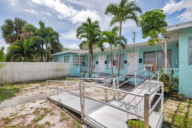 258 Conniston Road, West Palm Beach, FL 33405