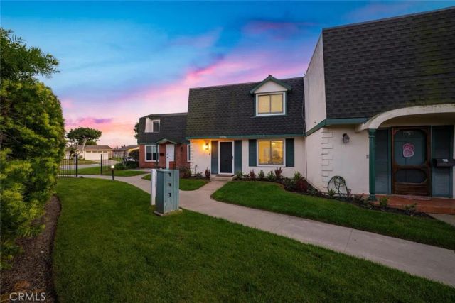 20326 Gardenia, Huntington Beach, CA 92646