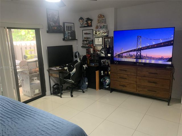 13233 SW 110th Ter 17-1, Miami, FL 33186