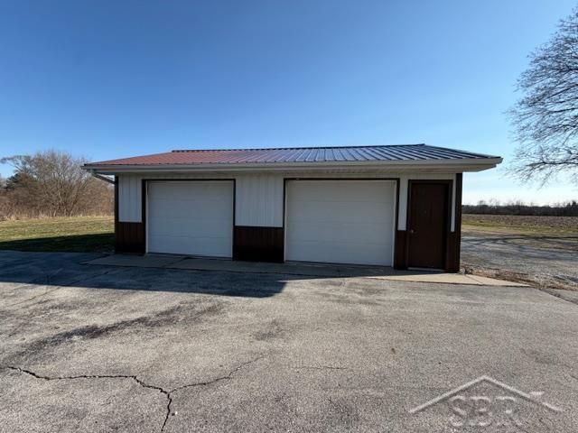 11755 W Tittabawassee Road, Freeland, MI 48623